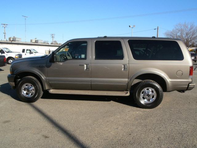 2003 Ford Excursion Unknown