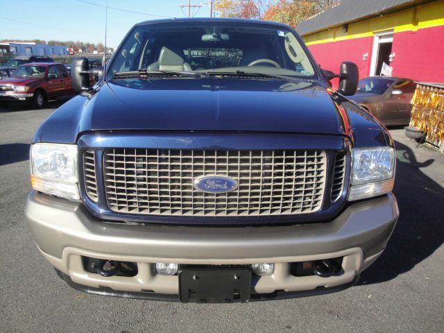 2003 Ford Excursion 5dr HB Man (GS)