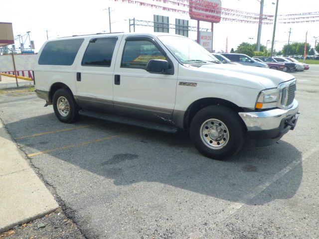 2003 Ford Excursion Limited 4DR Sedan W/moonroof