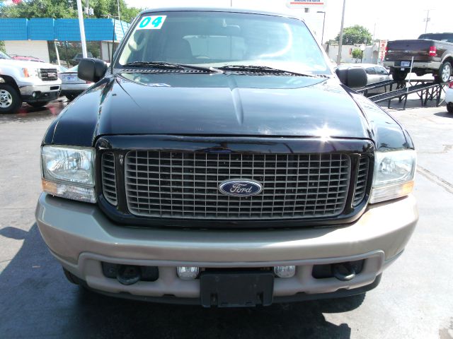 2004 Ford Excursion 4WD SL