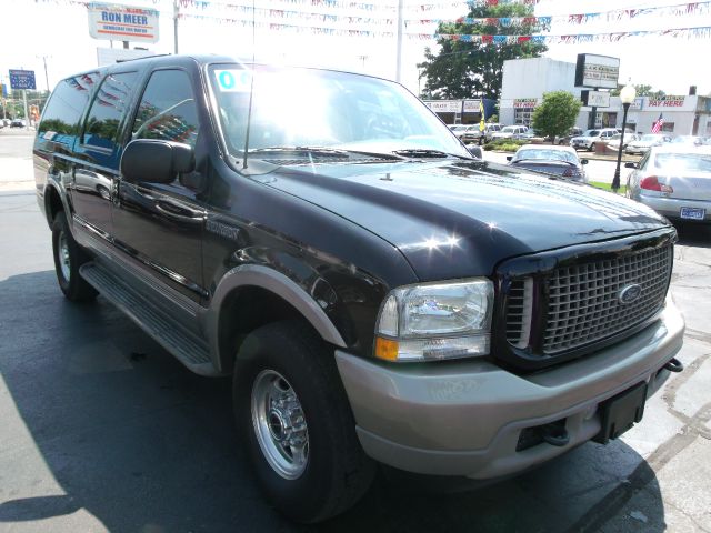 2004 Ford Excursion 4WD SL