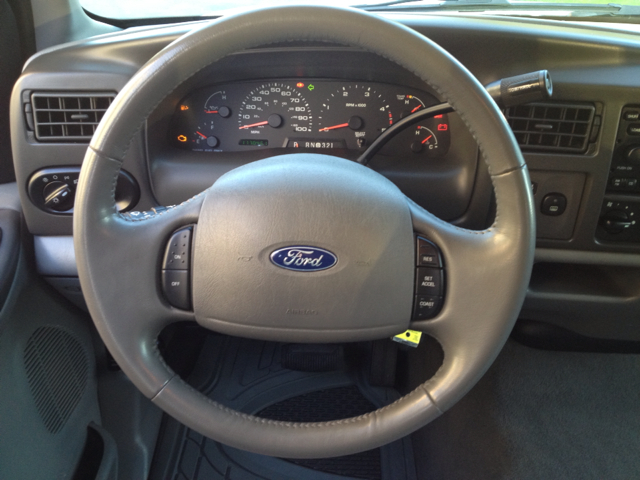 2004 Ford Excursion 56253