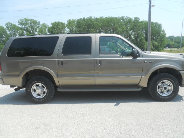 2004 Ford Excursion 4WD SL