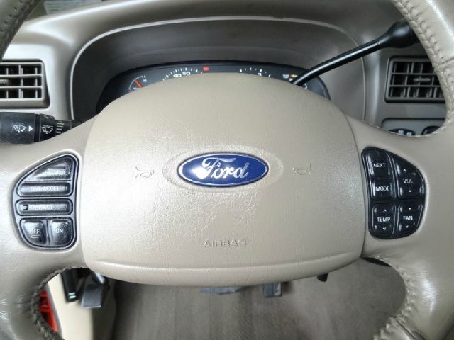 2004 Ford Excursion 4WD SL