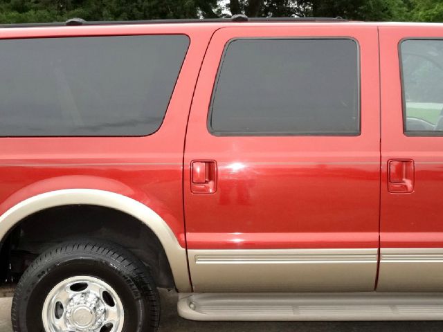 2004 Ford Excursion 4WD SL
