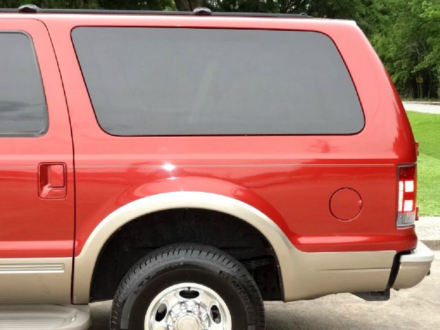 2004 Ford Excursion 4WD SL