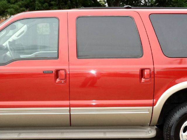 2004 Ford Excursion 4WD SL