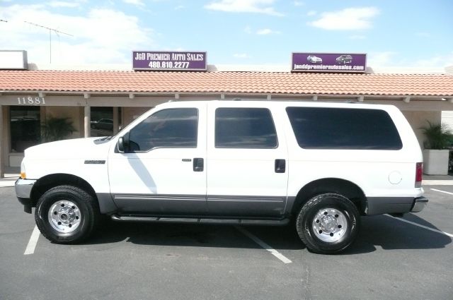 2004 Ford Excursion MOON BOSE Quads