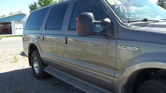 2004 Ford Excursion 4WD SL