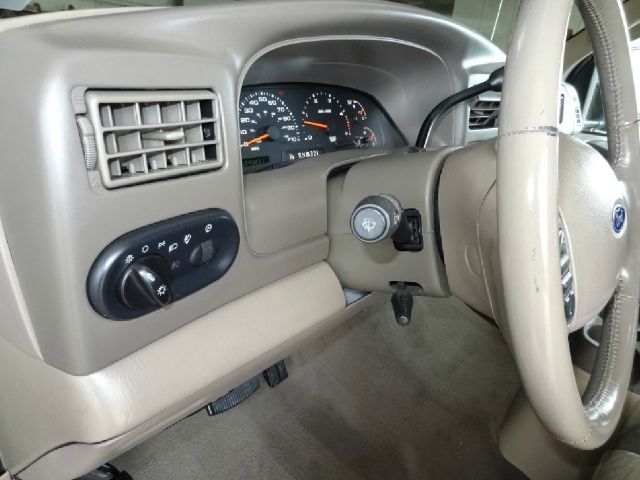 2004 Ford Excursion 4WD SL