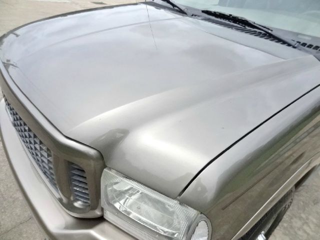 2004 Ford Excursion 4WD SL