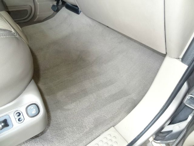 2004 Ford Excursion 4WD SL