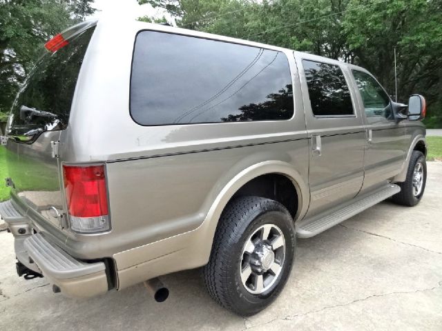 2004 Ford Excursion 4WD SL
