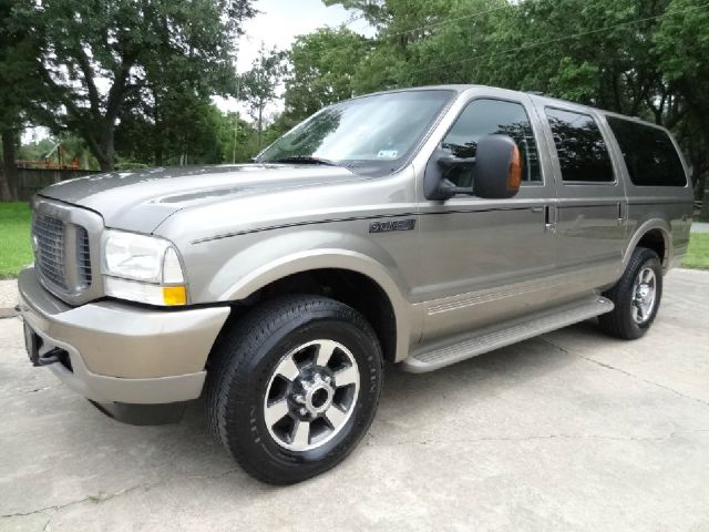 2004 Ford Excursion 4WD SL
