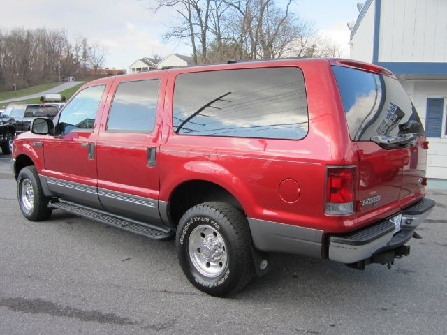 2004 Ford Excursion ESi