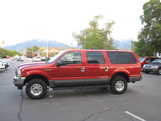 2004 Ford Excursion MOON BOSE Quads