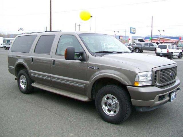 2004 Ford Excursion SLT 25