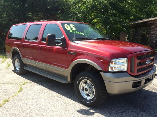 2005 Ford Excursion 4WD SL