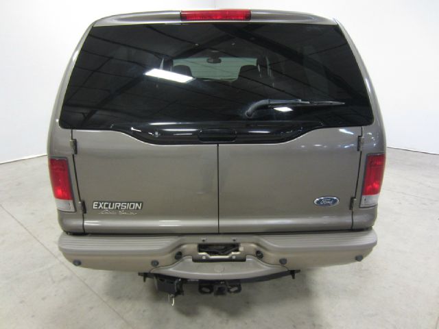 2005 Ford Excursion XL XLT Work Series