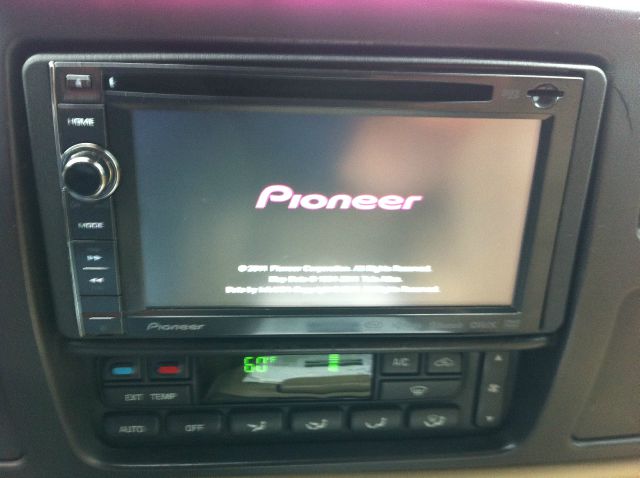 2005 Ford Excursion E 32