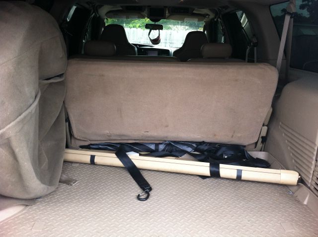 2005 Ford Excursion E 32