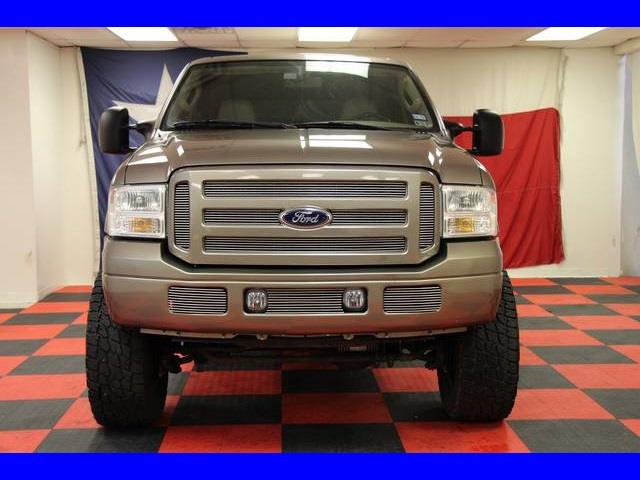 2005 Ford Excursion SLT 25