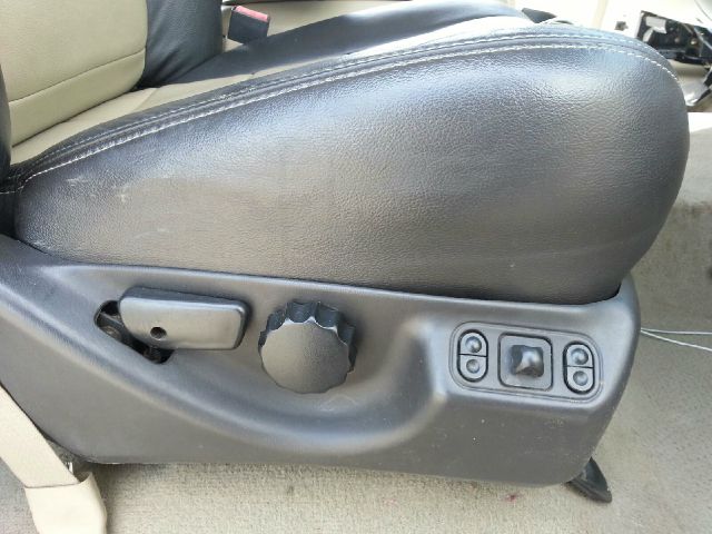 2005 Ford Excursion 2dr HB Man Spec