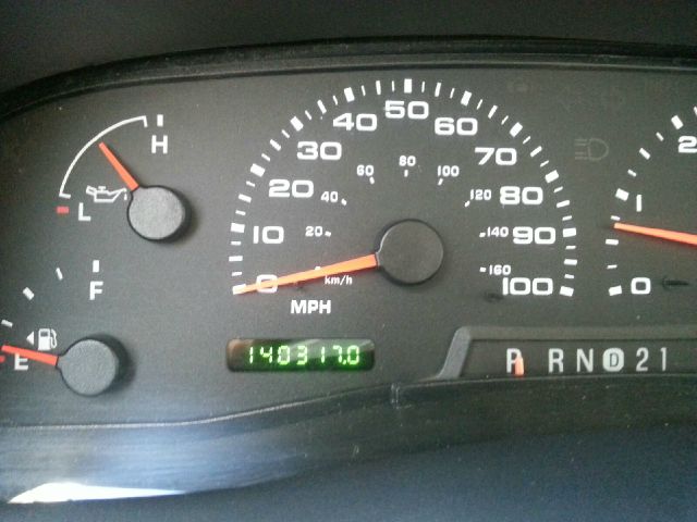 2005 Ford Excursion 2dr HB Man Spec