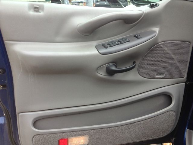 1997 Ford Expedition SL 4x4 Regular Cab