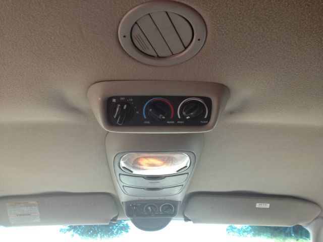 1997 Ford Expedition SL 4x4 Regular Cab