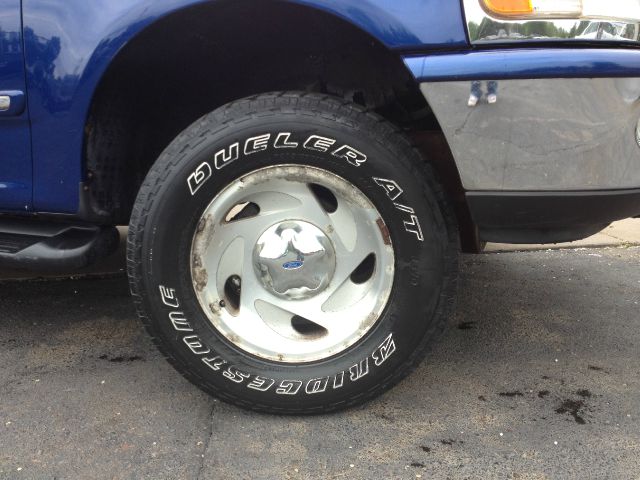 1997 Ford Expedition SL 4x4 Regular Cab