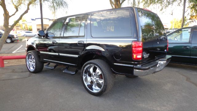 1997 Ford Expedition SL 4x4 Regular Cab