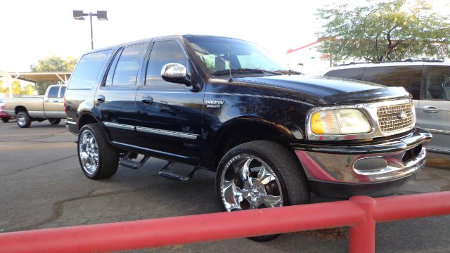 1997 Ford Expedition SL 4x4 Regular Cab
