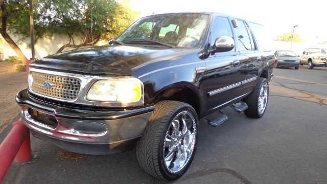 1997 Ford Expedition SL 4x4 Regular Cab