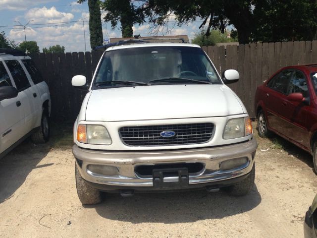 1997 Ford Expedition E320 - Extra Sharp
