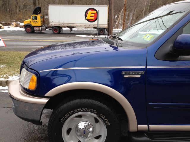 1997 Ford Expedition E320 - Extra Sharp