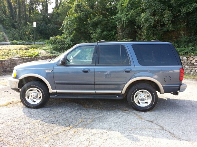 1998 Ford Expedition S V6 2WD