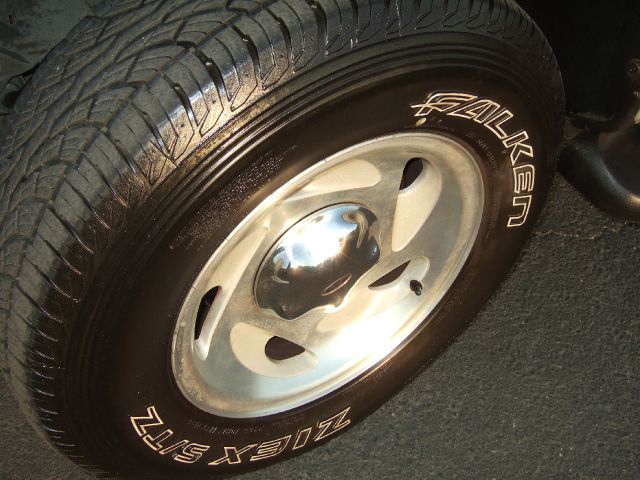 1998 Ford Expedition SL 4x4 Regular Cab