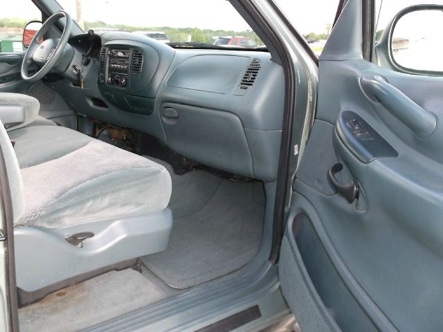 1998 Ford Expedition SL 4x4 Regular Cab