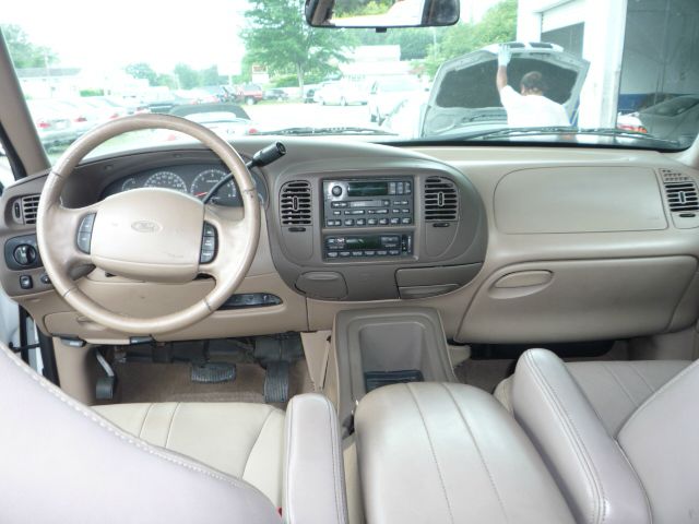 1999 Ford Expedition SL 4x4 Regular Cab