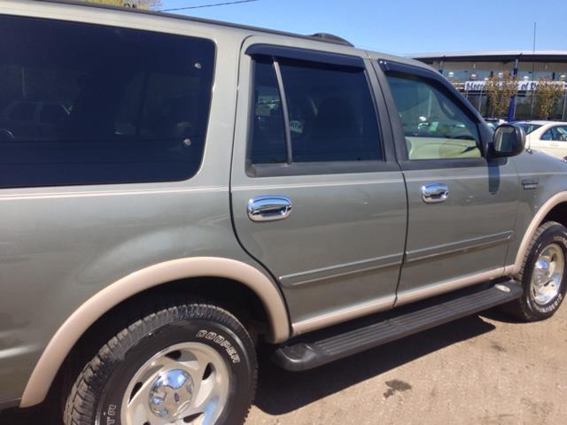 1999 Ford Expedition E320 - Extra Sharp