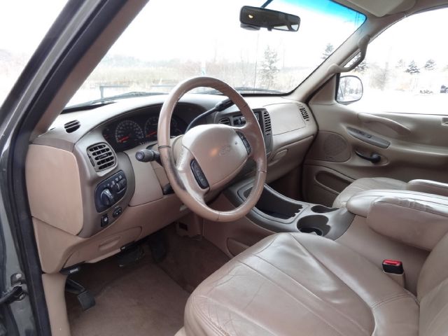 1999 Ford Expedition E320 - Extra Sharp