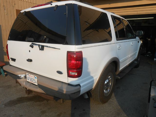1999 Ford Expedition E320 - Extra Sharp