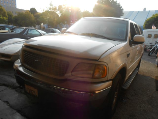 1999 Ford Expedition E320 - Extra Sharp