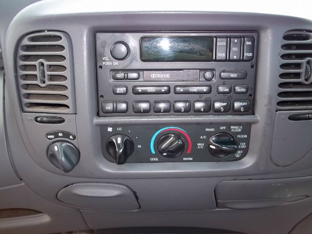 1999 Ford Expedition SL 4x4 Regular Cab