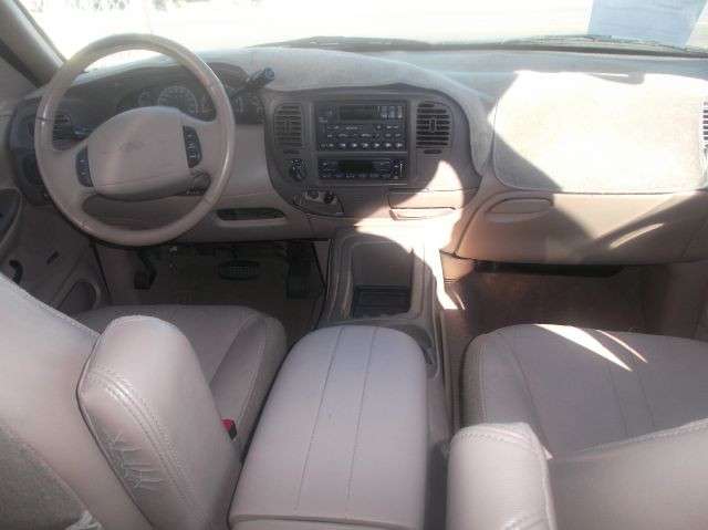 1999 Ford Expedition E320 - Extra Sharp
