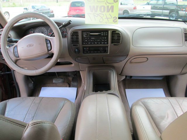 1999 Ford Expedition E320 - Extra Sharp
