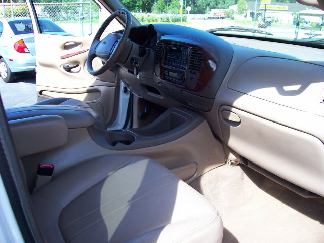 1999 Ford Expedition SL 4x4 Regular Cab