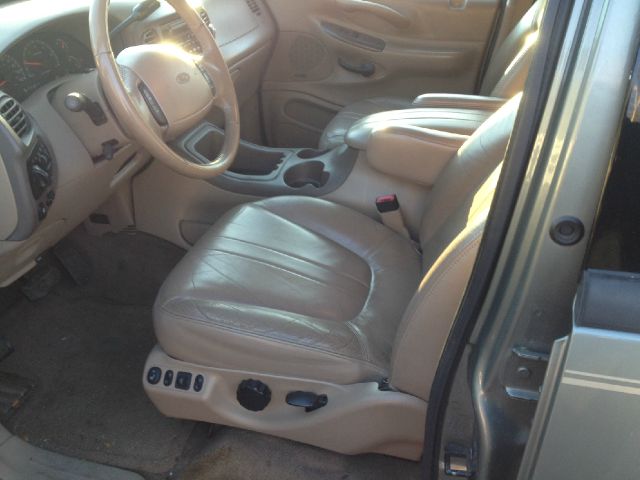 1999 Ford Expedition RT HEMI W/ Sunroof