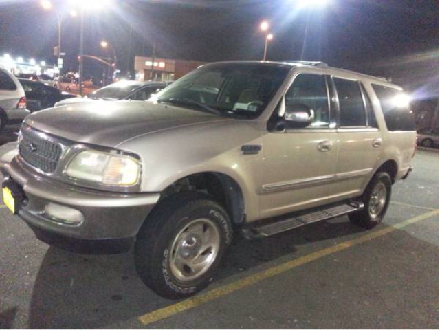 1999 Ford Expedition Unknown
